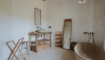 Resa estates ibiza villa Reno finca renovated te koop sale bathroom.jpg